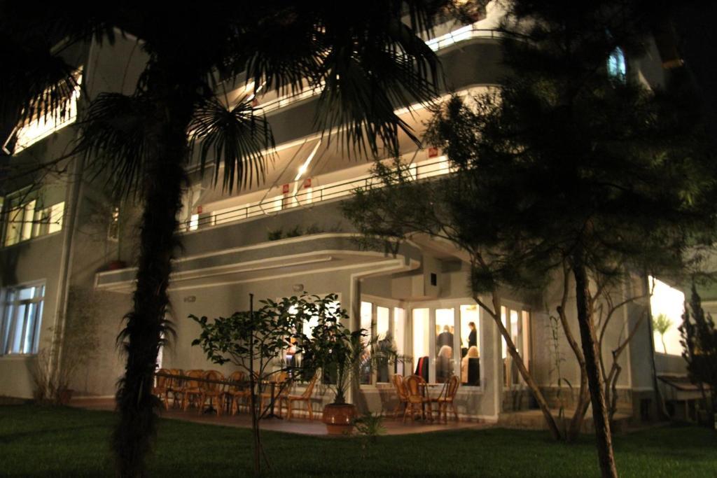 טיראנה Hotel De Paris מראה חיצוני תמונה