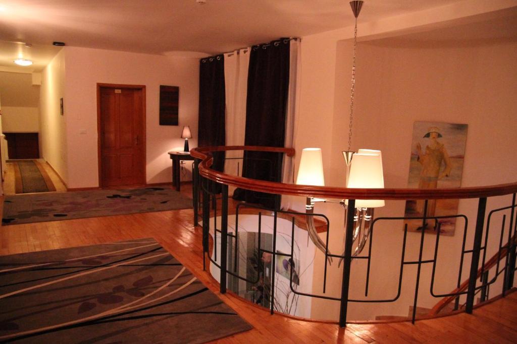טיראנה Hotel De Paris מראה חיצוני תמונה