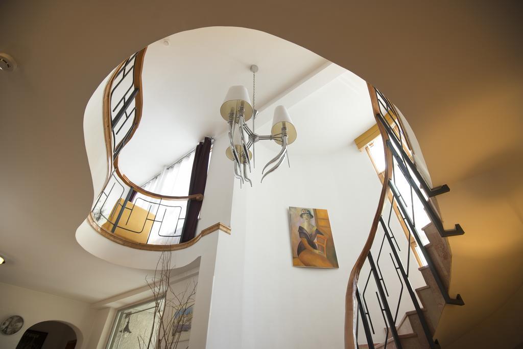 טיראנה Hotel De Paris מראה חיצוני תמונה