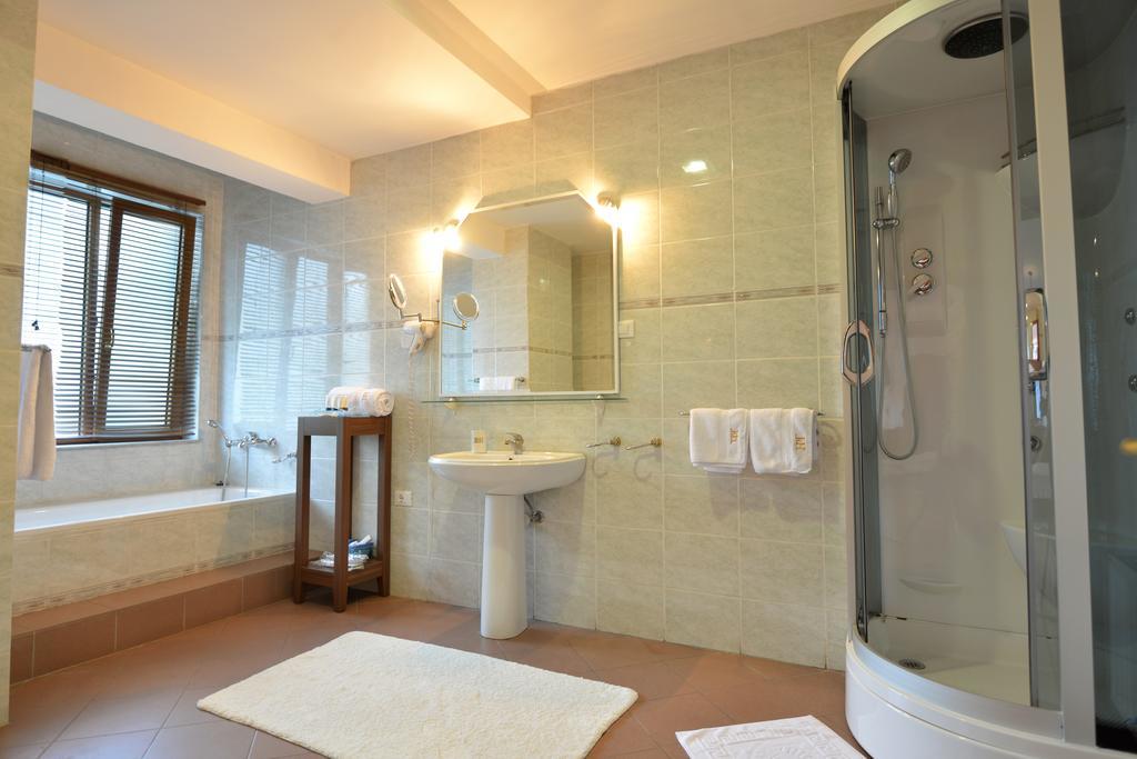 טיראנה Hotel De Paris מראה חיצוני תמונה