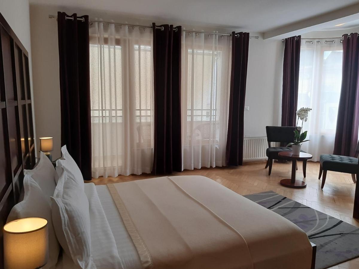 טיראנה Hotel De Paris מראה חיצוני תמונה