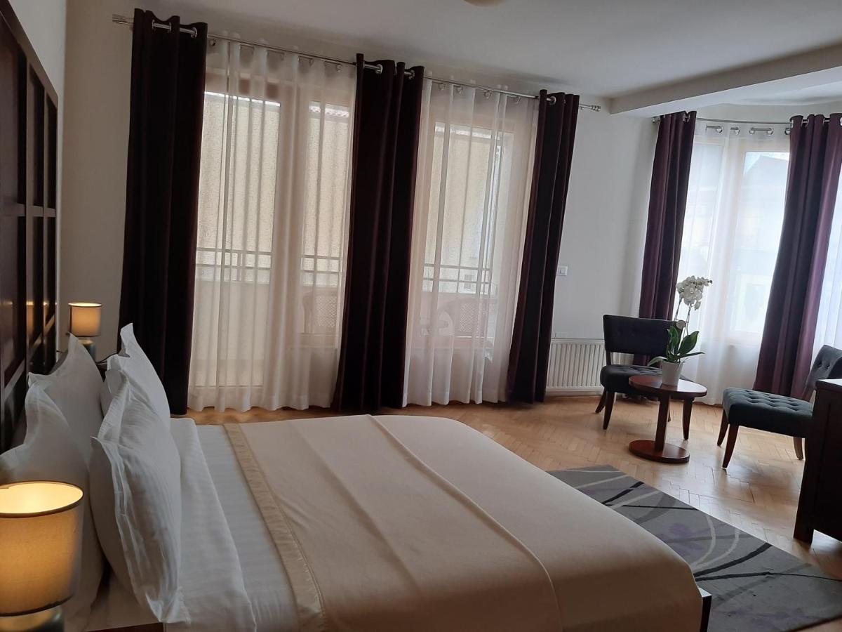 טיראנה Hotel De Paris מראה חיצוני תמונה